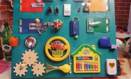 Бизиборд для ребенка: развивающая доска, которая увлечет малыша - делаем своими руками