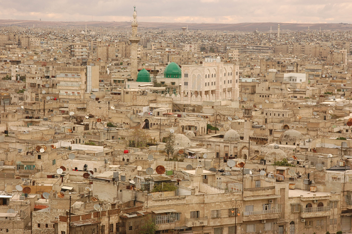 Вид на Алеппо со стен цитадели