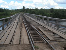 <br />железнодорожный мост