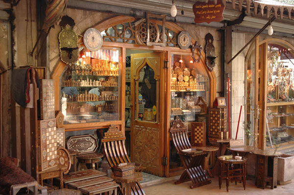 Древник рынок в Дамаске. Деревянные товары