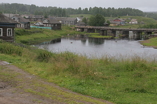 Река Тамица, деревня Тамица и мост через Тамицу