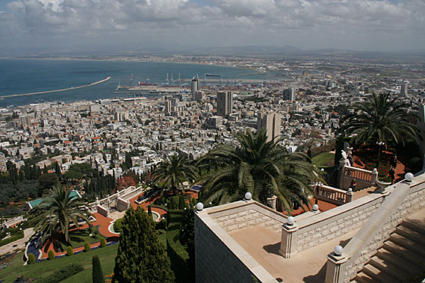 Вид на Хайфу с горы Кармил
