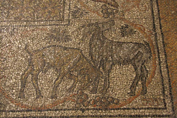 Мозаика на полу храма св. Елены