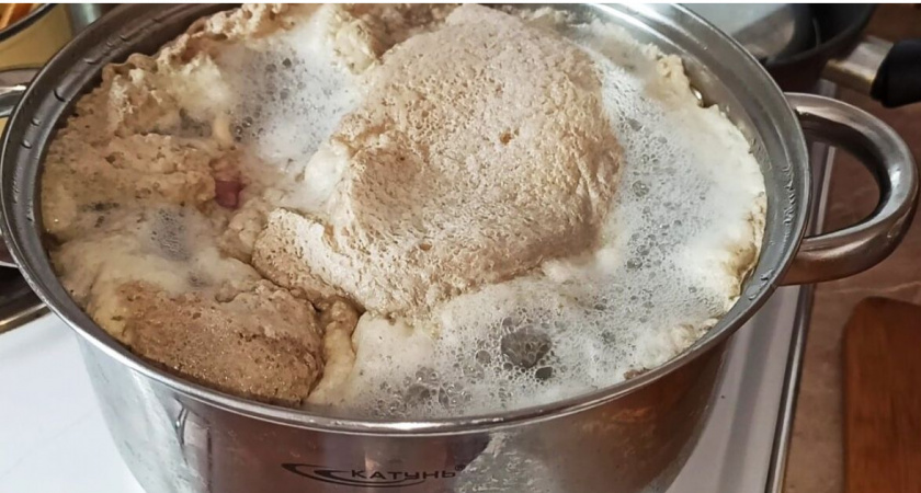 Нужно ли снимать пенку когда варите мясо – запомните раз и навсегда
