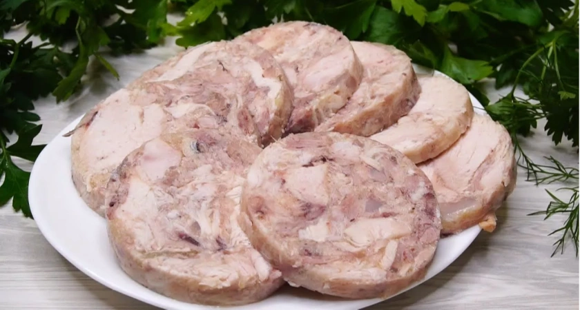 Кладем вареное мясо в бутылку — а наутро вкуснейшая колбаса готова: никакой химии и консервантов — идеально для бутербро