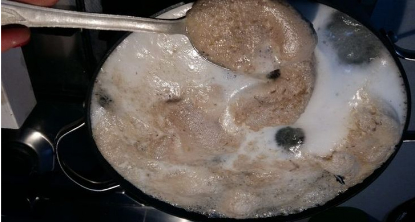 Нужно ли снимать темную пену при варке мяса – запомните раз и навсегда