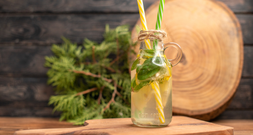 Полезен ли березовый сок для детей? Особенности, польза и противопоказания