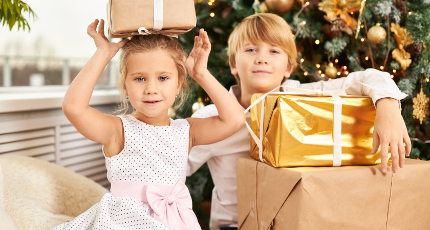 Этичные суммы и презенты: помогаем детям готовить новогодние подарки для друзей и учителей