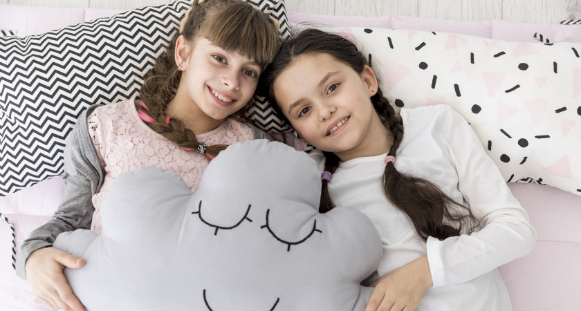 Что отпраздновать с детьми 2 января: День мягких подушек