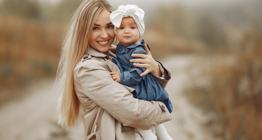 Отпуск по уходу за детьми хотят продлить, а выплаты увеличить