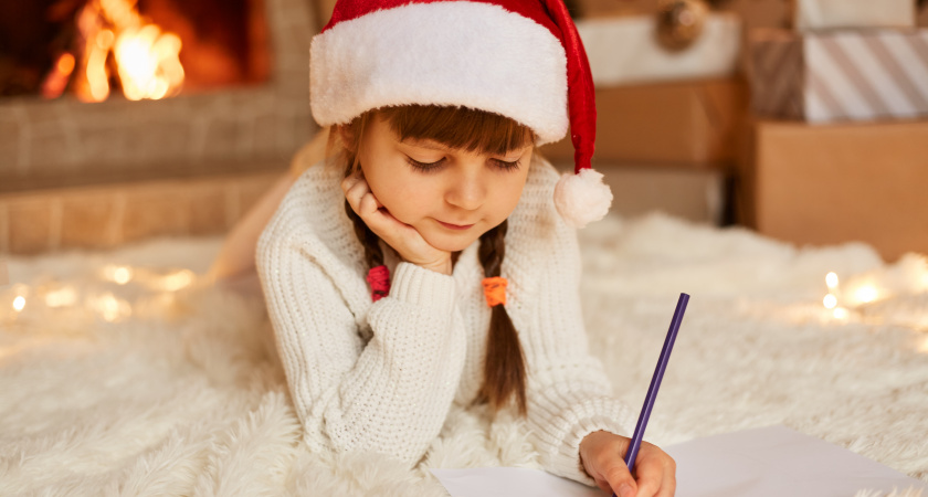 Почему родителям важно прочитать детские письма Деду Морозу