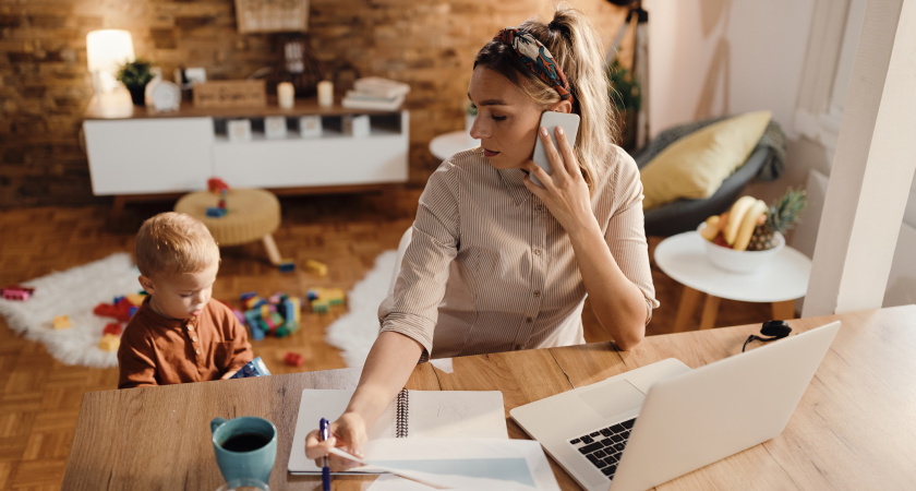 Трехлетний декретный отпуск хотят изменить: сейчас условия неподходящие