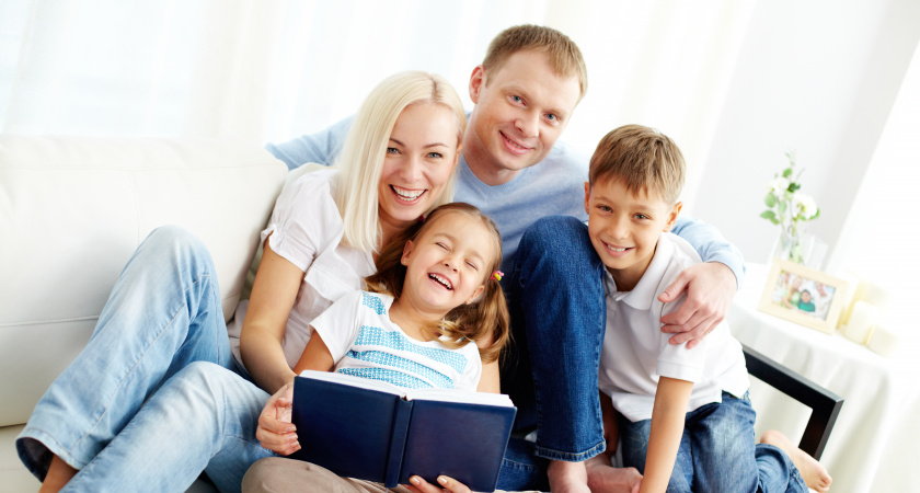 Россияне определились, на кого похожи характером - на маму или на папу