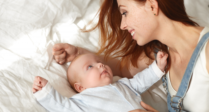 Грипп при ГВ: стоит прекращать кормить ребенка, если мама заболела