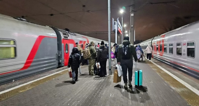 "Мне плевать! Я никуда не уйду!": выкупила нам с сыном 3 места в купе, из-за чего попутчица устроила дикий скандал