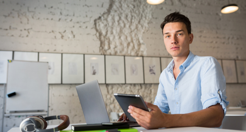 Каждый десятый выпускник вуза хочет работать за границей - а что планируют остальные?