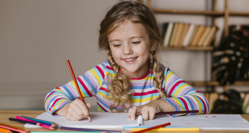 Левша или правша: как понять предпочтение ребенка