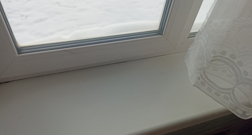 Мой пластиковый подоконник теперь белее снега: узнала два простых рецепта чистящего средства - ни желтизны, ни пятен