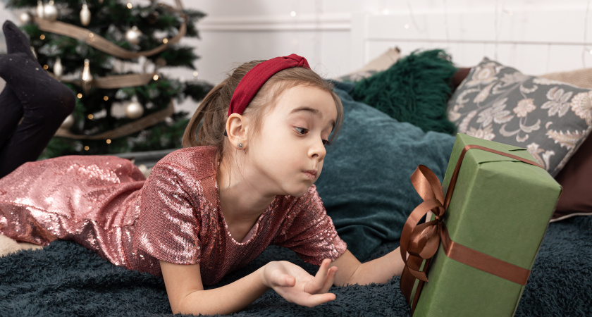 "Вредные" подарки для детей: какие презенты оказываются бесполезными