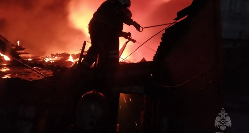 Четыре человека, включая троих детей, погибли в пожаре в ЛНР