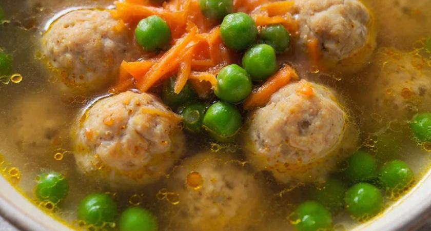 Не рис, не вермишель - вот что кладу в суп с фрикадельками: дети больше не воротят нос от первого блюда