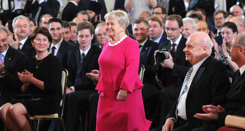 Рецепт завтрака, который помог Пахмутовой дожить до 95 лет, прост: нужно всего два ингредиента