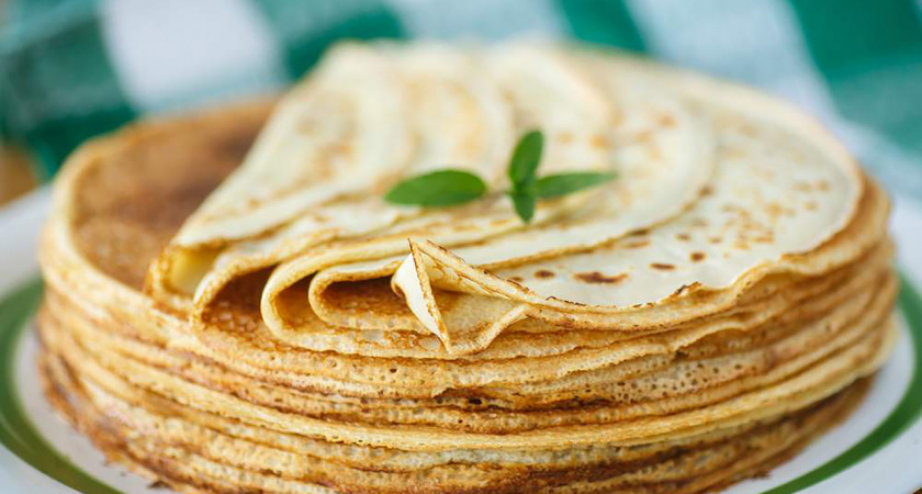 Блинное тесто получается вообще без комочков: поменяла порядок введения продуктов, как советуют шеф-повара