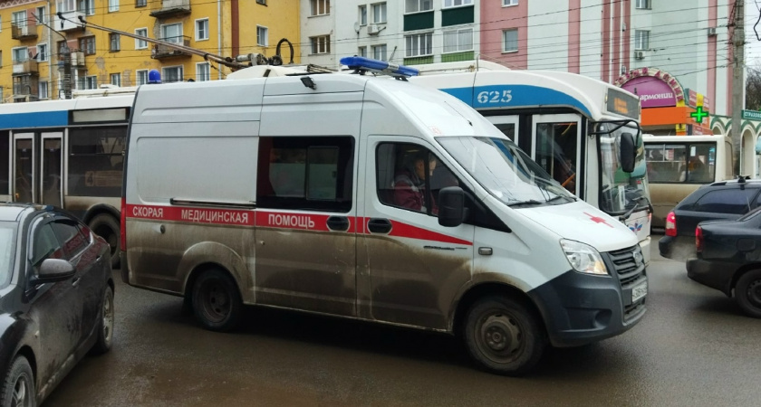 Больничный по уходу за ребенком: сколько дней можно взять в 2026 году и как они оплачиваются