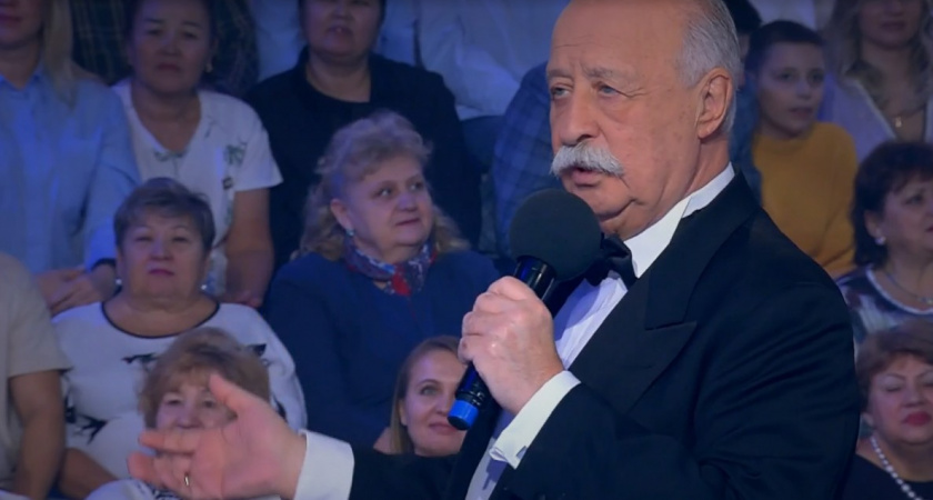 Куда деваются подарки после окончания шоу "Поле чудес" (16+)? Ответ расстроил бы вас в детстве