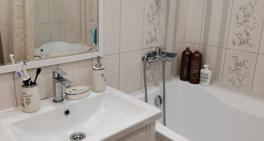 2 ст. л. в таз - и ванна блестит ярче солнца: лайфхак от француженки - они удаляют желтизну и налет только так