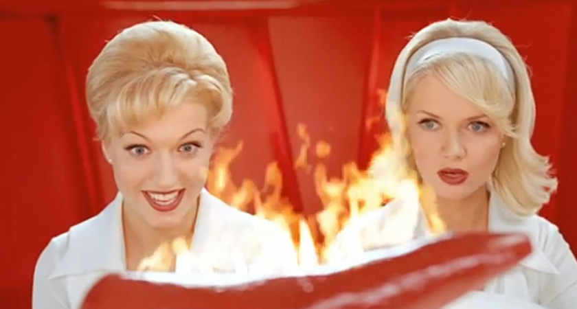 Помните девушку из рекламы Dirol, чьи зубы хотела вся Россия? Вот как она выглядит теперь