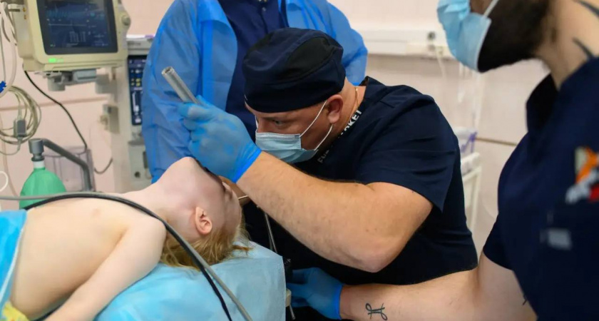 Во Владивостоке 12-летний мальчик попал в больницу с кровавой рвотой из-за колы 