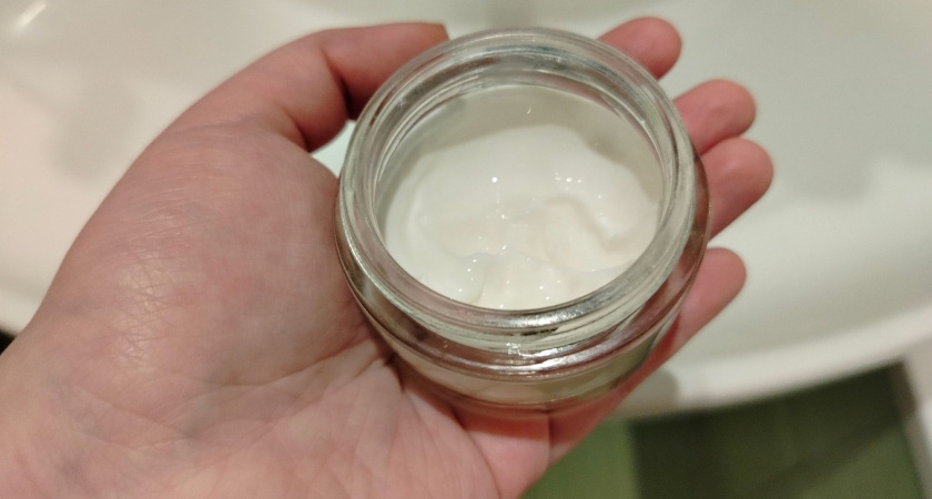 Взяла в аптеке крем за 300 рублей - и через неделю выкинула все свои сыворотки: эффект дорогой холеной кожи