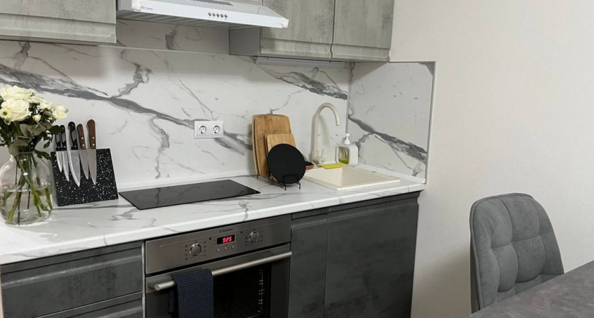 Уходя из дома, всегда заливаю подсолнечное масло в раковину - и вот зачем. Результат неизменно радует 