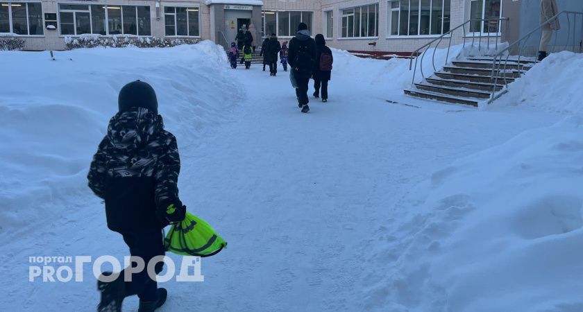 Бабушка спасенной из секты 11-летней петербурженки рассказала о возвращении внучки в школу