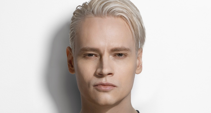 Мама SHAMANа призналась, что надоумила сына лизнуть Байкал