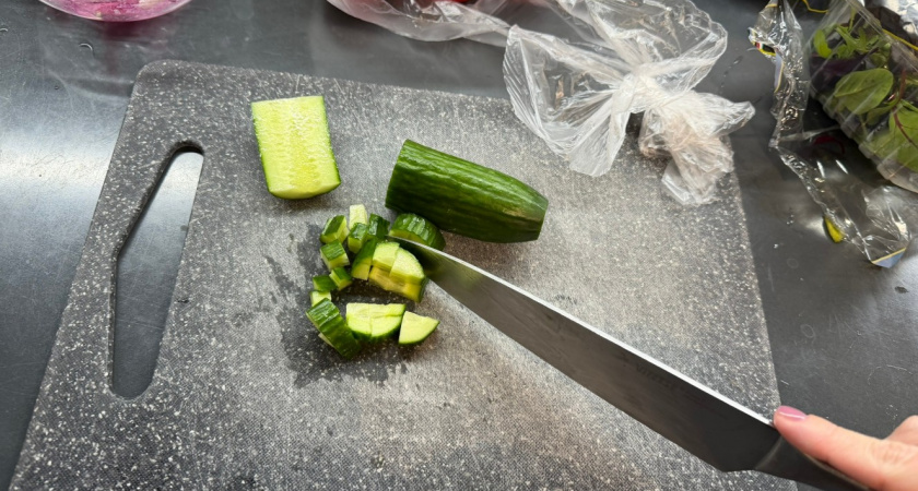 Как убрать запах лука с разделочной доски -  узнала 3 быстрых способа. Берите на заметку