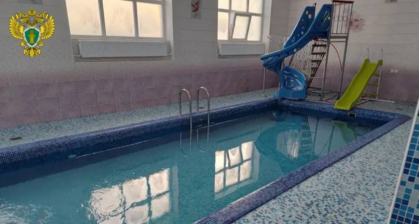 В российском городе 9 детей отравились хлором в бассейне: детали происшествия