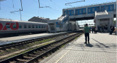 Он пригласил меня в вагон-ресторан, а когда пришло время платить – растворился