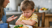 Дефектолог объяснил, как РАС меняет пищевое поведение детей