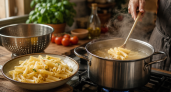 Макароны варю по методу итальянских шефов: как отварить, чтобы они не слипались в комок даже без масла