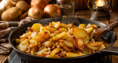 Картошка получится с золотистой корочкой, а лук не сгорит: запомните 1 простое правило обжарки