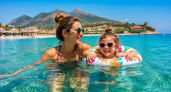 Замена Египта и Турции для отдыха с детьми: море +25°C всю осень, без толп и кусачих цен 
