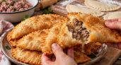 50 гр в тесто – и чебуреки вкуснее, чем в чайхане: корочка хрустит как снег, серединка нежная и бульон внутри