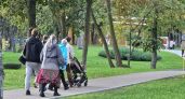 «Ты можешь злиться, но не кричать». Как научить ребенка уважать бабушек и дедушек
