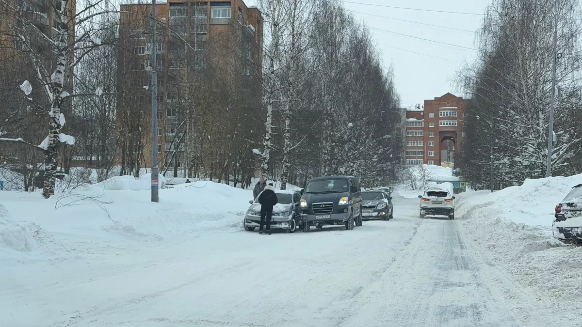 Верховный суд поставил точку: кто будет виноват в ДТП с обочечником — это важно помнить каждому водителю