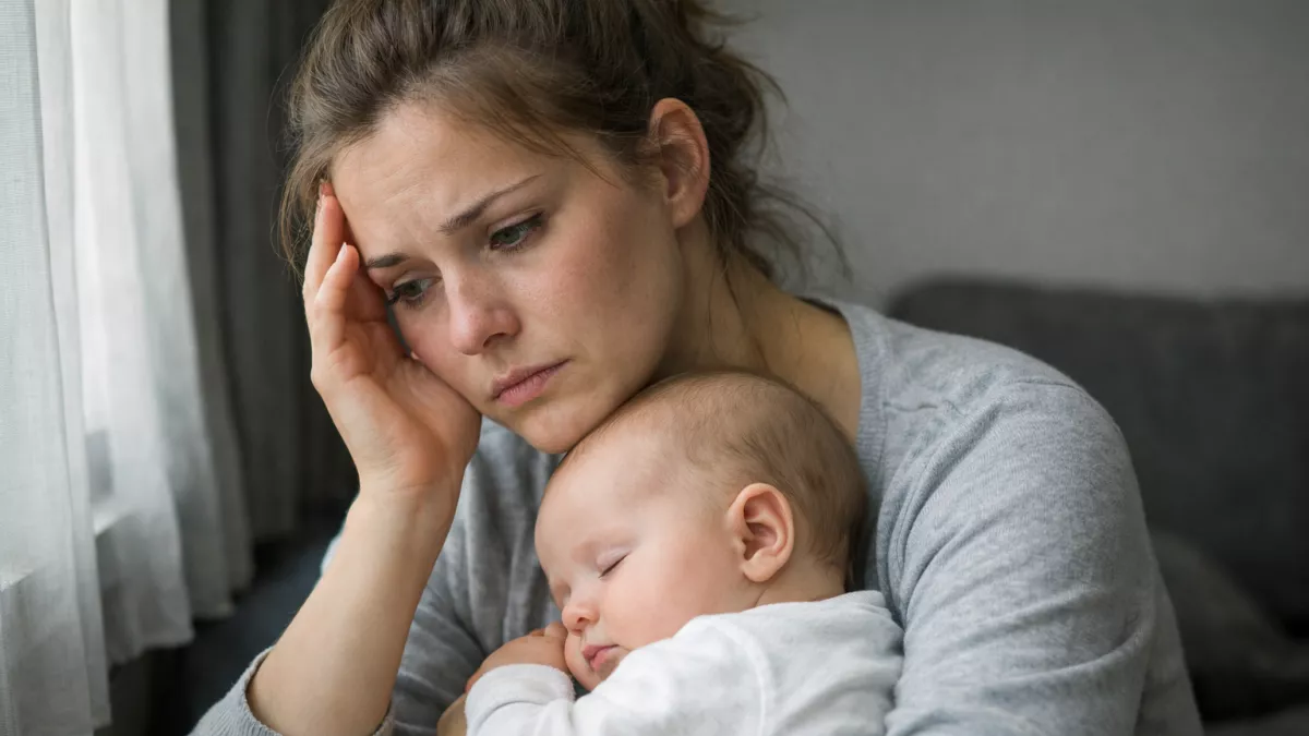 5 фраз, которые спасают, и 3, которые убивают: инструкция для мужей и родных, как помочь молодой маме не сойти с ума