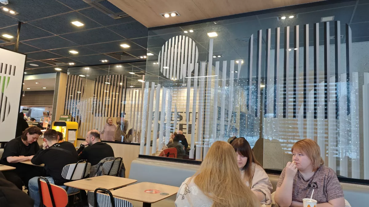 Не вздумайте худеть до костей: врачи назвали идеальный вес для женщины после 50