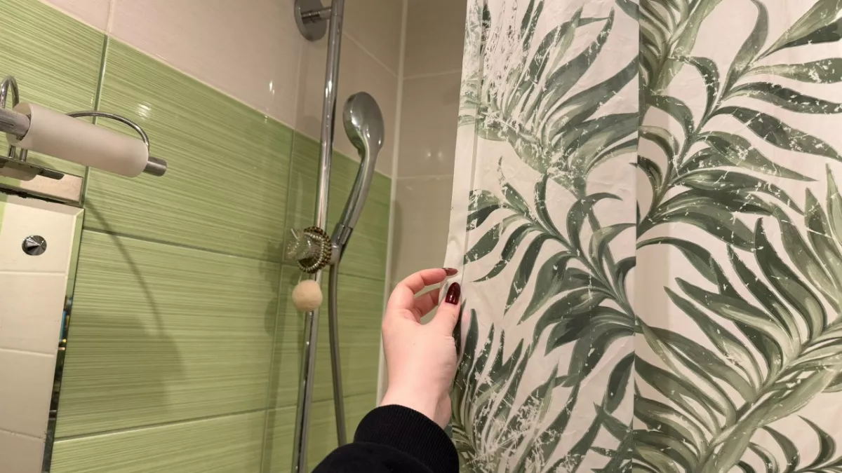 Скрытая угроза в вашем душе: как лейка становится рассадником инфекций