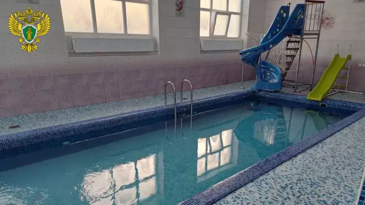 В российском городе 9 детей отравились хлором в бассейне: детали происшествия